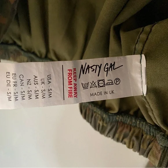 **SOLD** Nasty Gal cropped army military jacket S/M - Picture 7 of 10